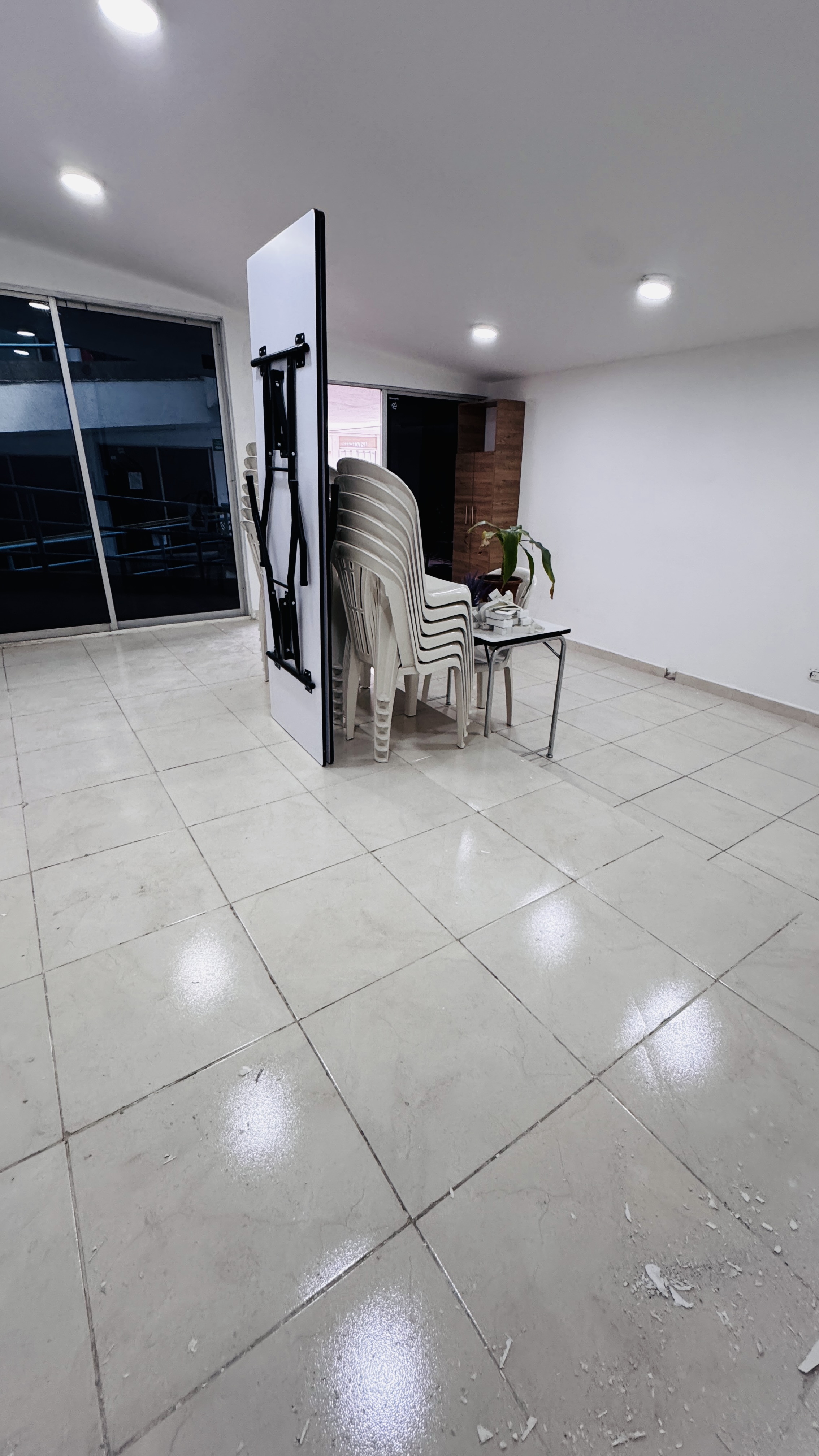 Foto 4 de Local en alquiler | Prados del Norte | 5 piso