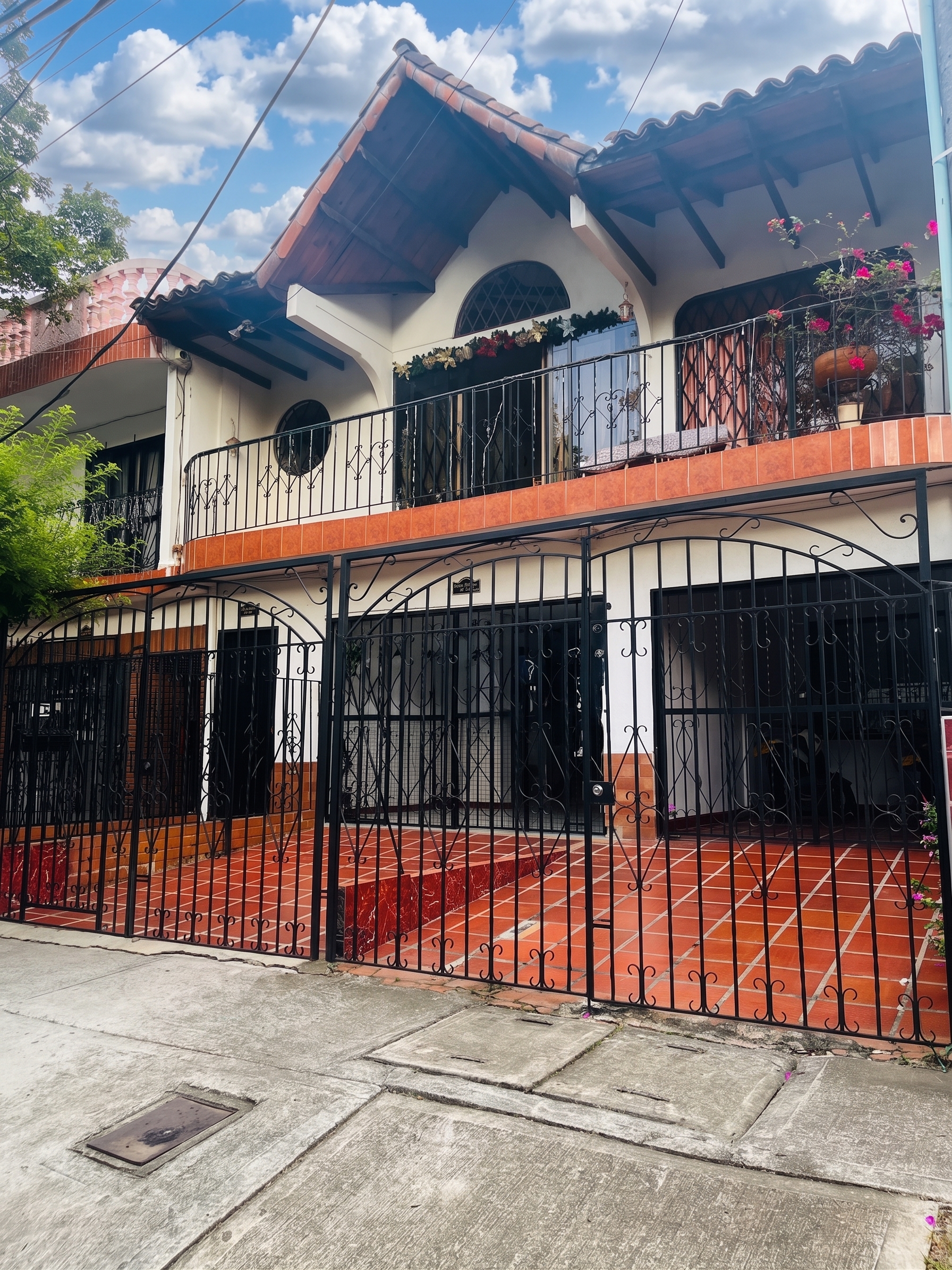 Foto 1 de Casa en venta Vipasa | 2 pisos independientes 