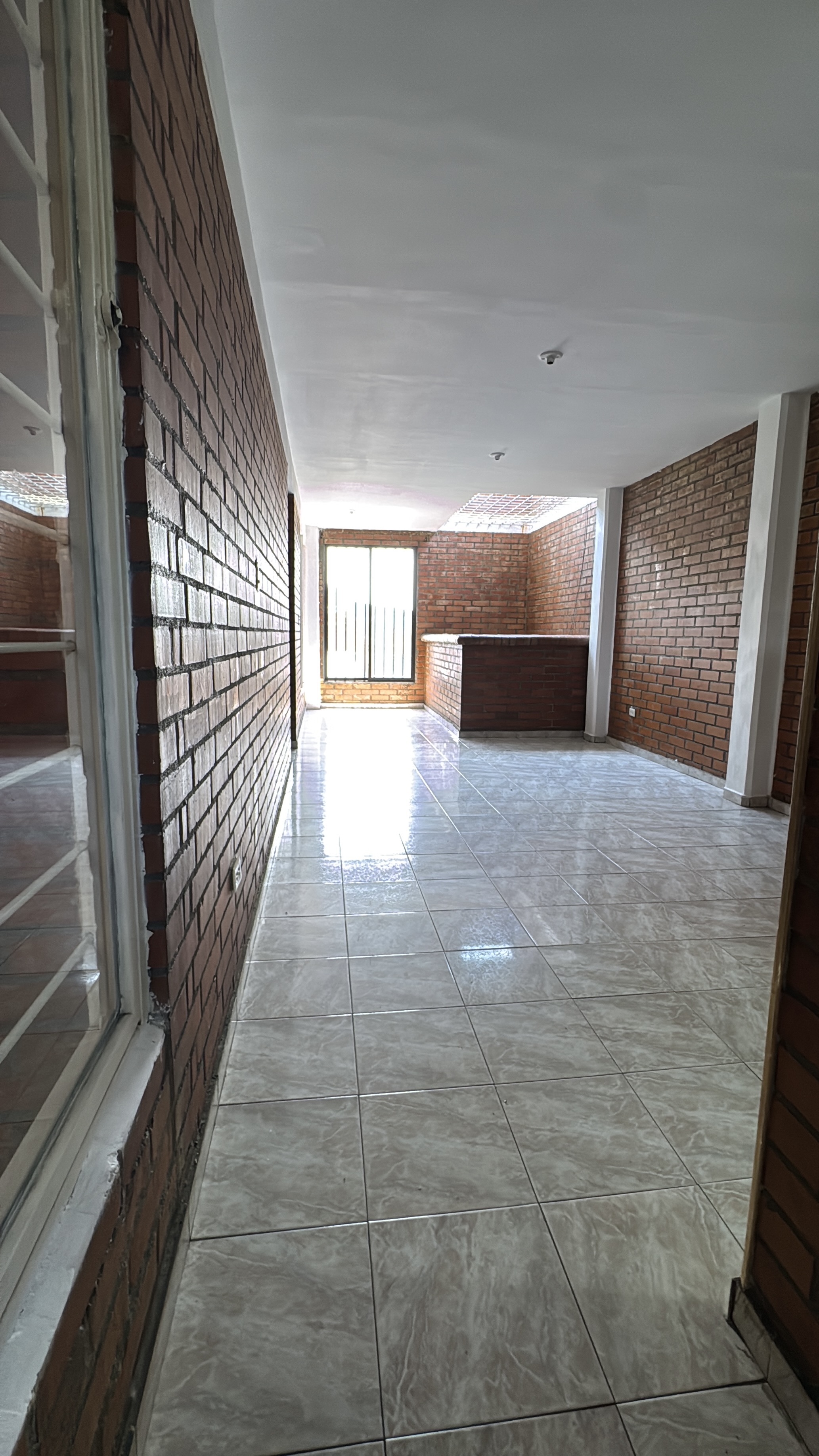 Foto 4 de Apartamento en alquiler Calima, norte de Cali | 3 piso